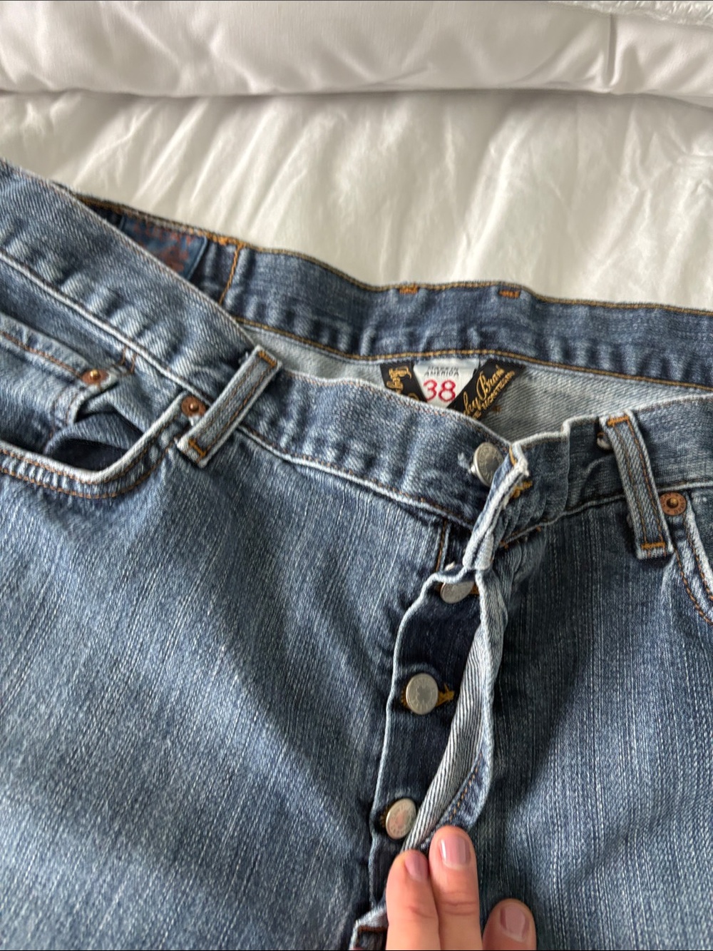 ✨ Men’s Vintage Lucky Brand Bootcut -Button-fly Jeans — Made in USA ✨ - Picture 6 of 8